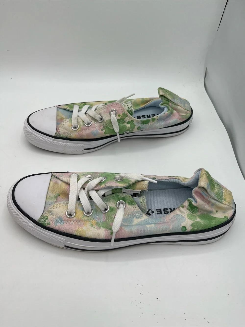 Converse women’s slip on pastel watercolor sneakers - Picture 2 of 8